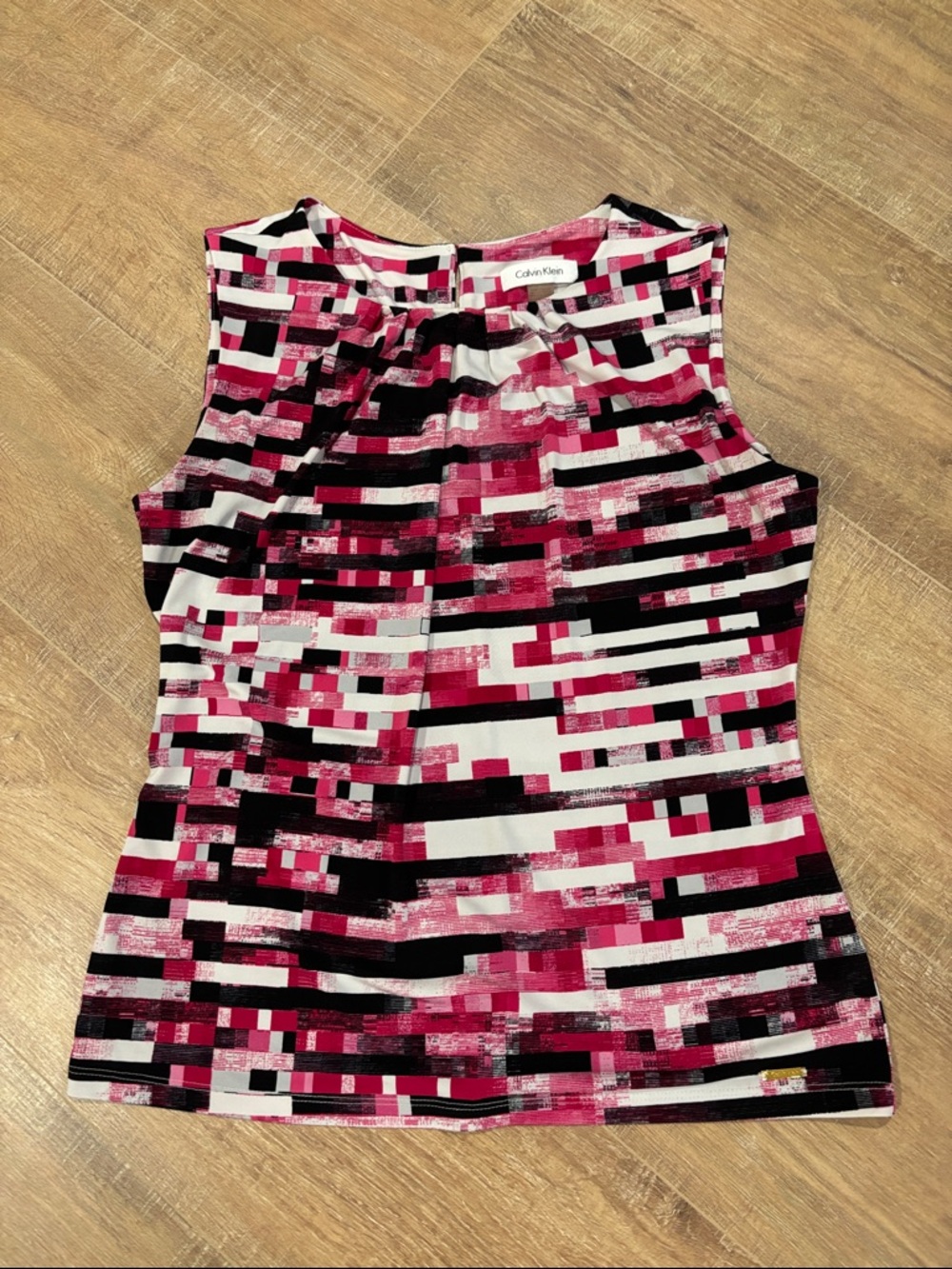 Calvin Klein Pink, Black & White Geometric Sleeveless Top Size Medium